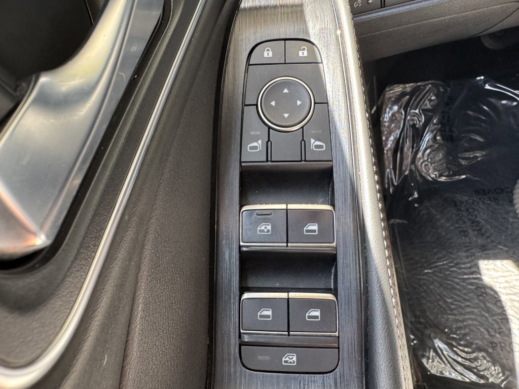 Used 2022 Nissan Rogue Platinum w/ Head-Up Display Package image 29