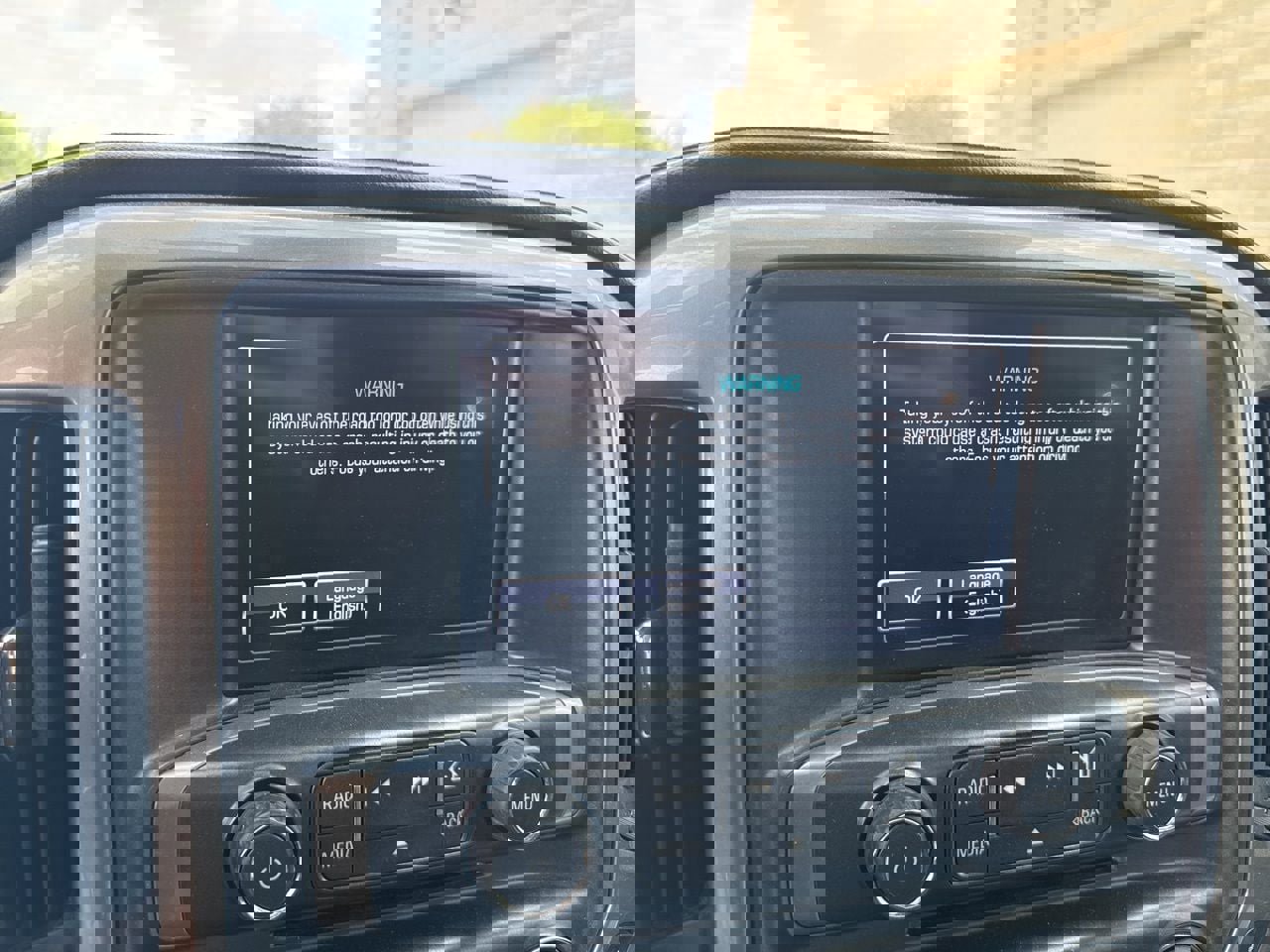 Used 2018 Chevrolet Silverado 1500 High Country image 15