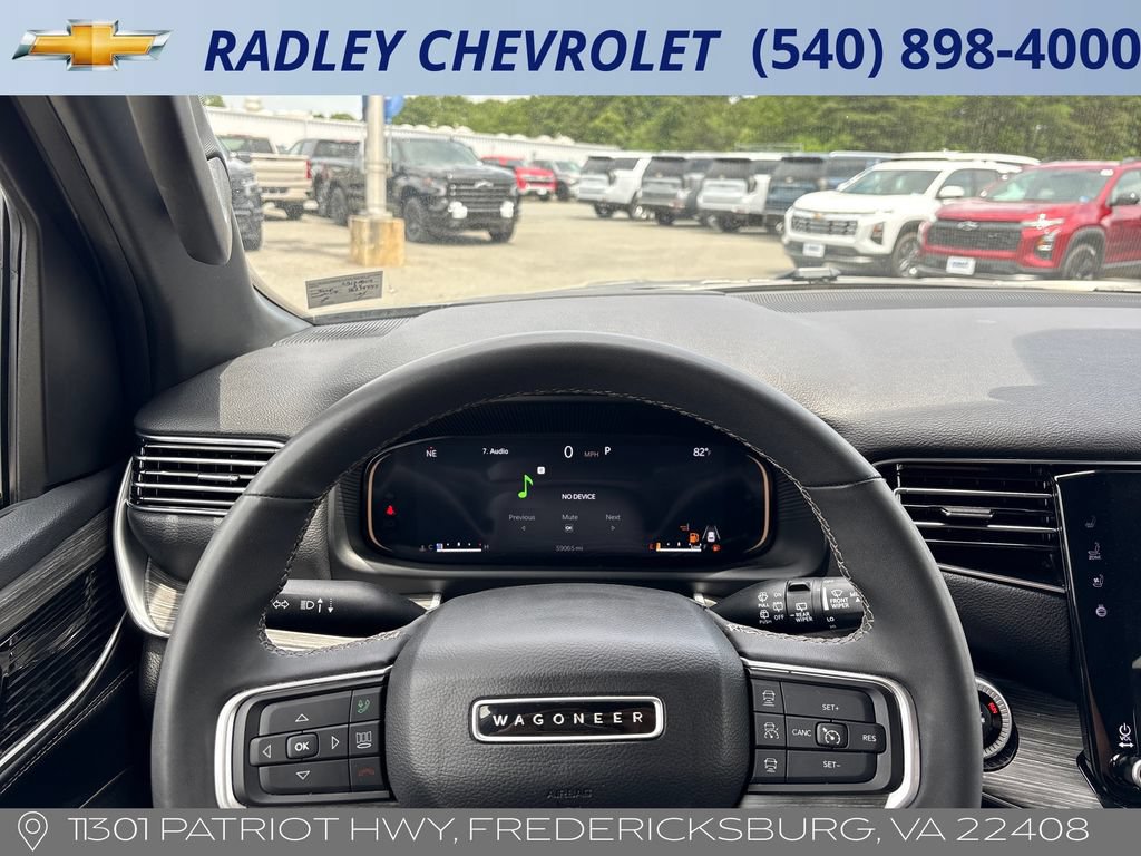 Used 2024 Jeep Wagoneer Series III AWD/4WD image 6