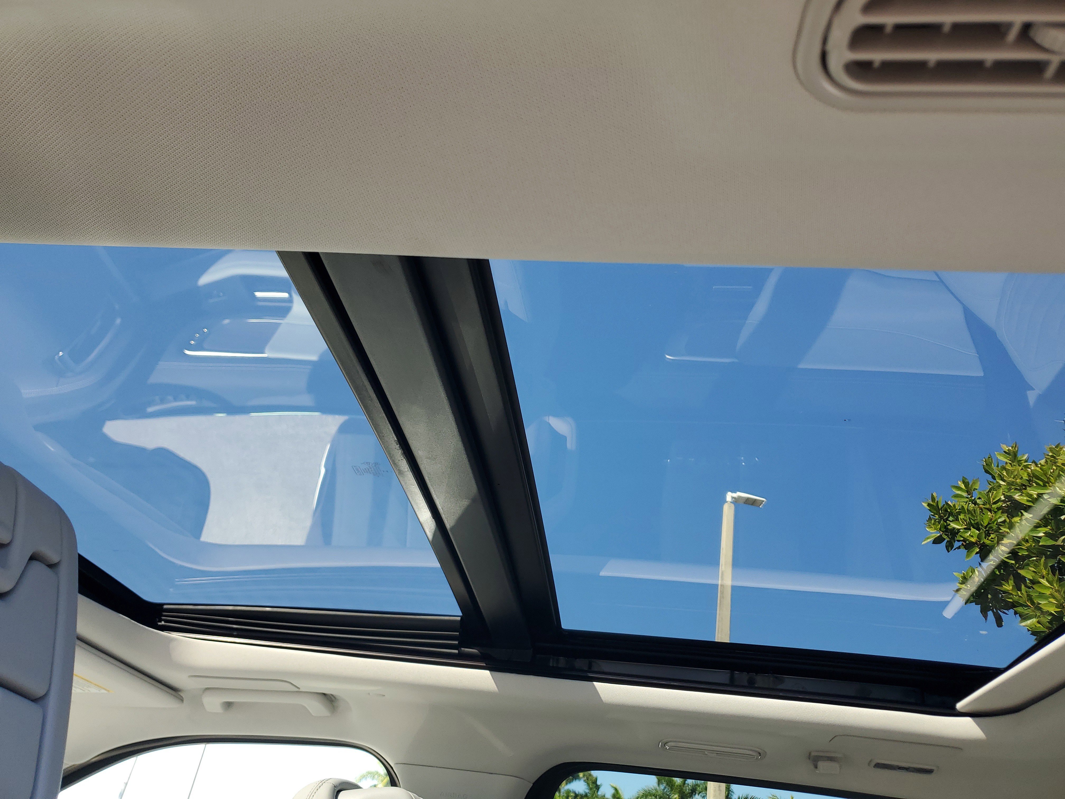 New 2026 Ford Expedition Max Platinum image 15