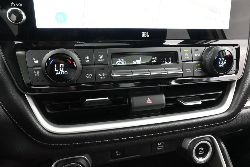 Used 2025 Toyota Grand Highlander AWD image 21