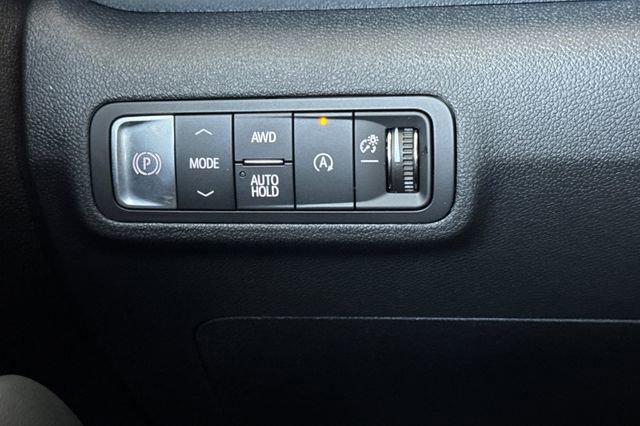 New 2026 GMC Terrain Denali w/ LPO, Floor Liner Package image 31