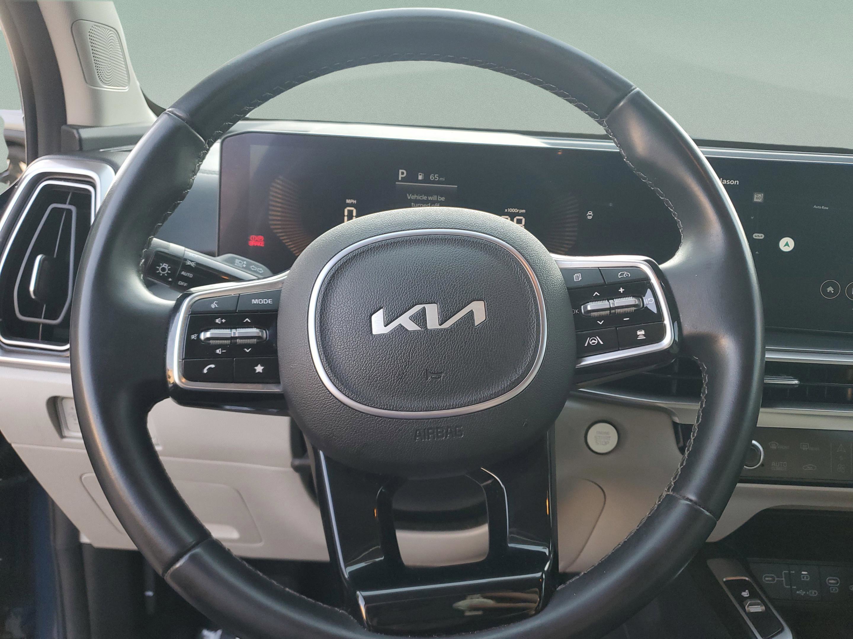 Certified 2025 Kia Sorento S image 20