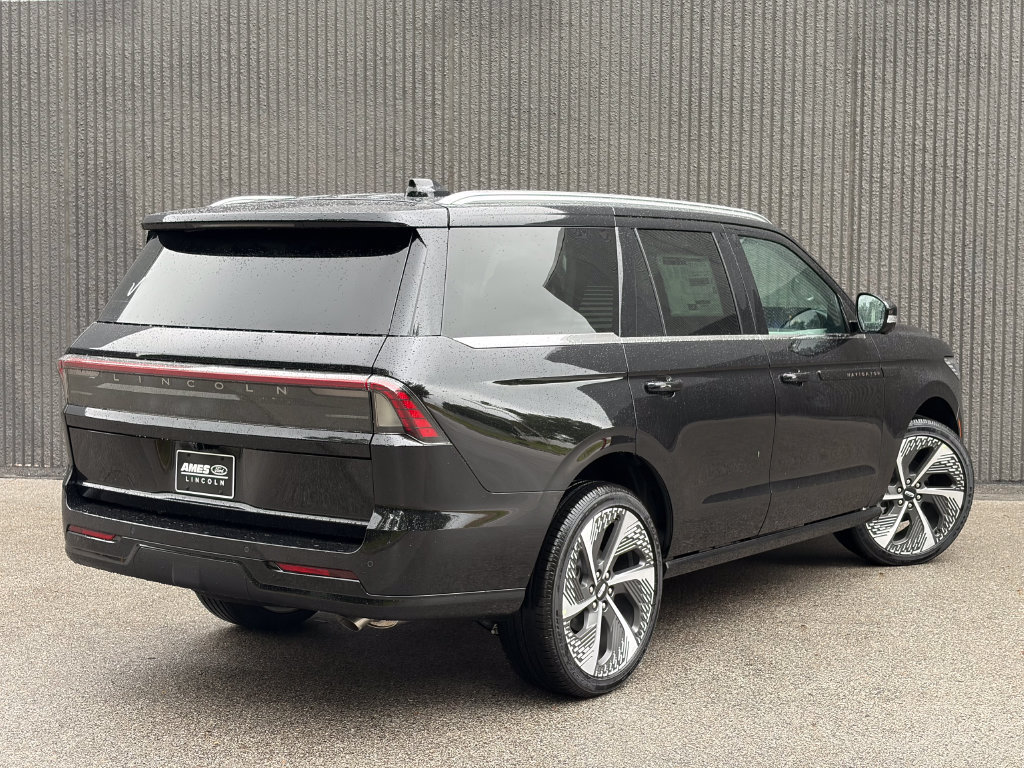 New 2027 Lincoln Navigator Black Label AWD/4WD image 7