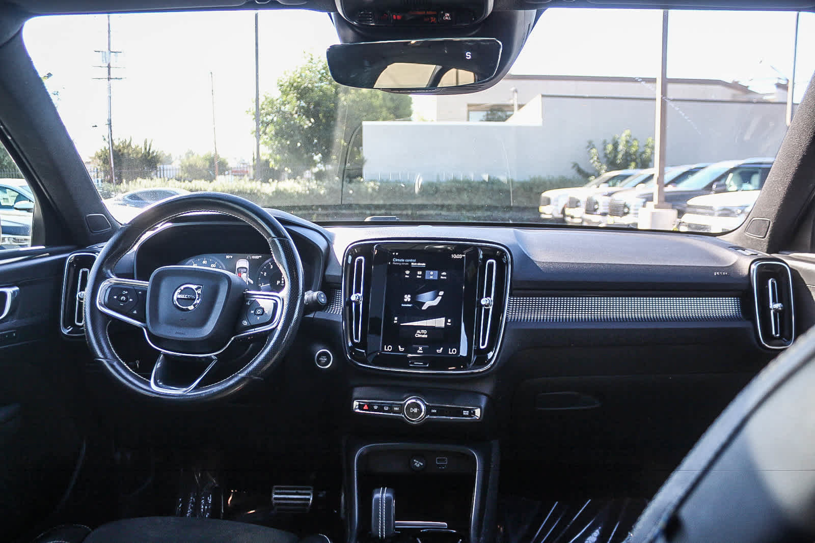 Used 2021 Volvo XC40 T5 R-Design AWD/4WD image 16