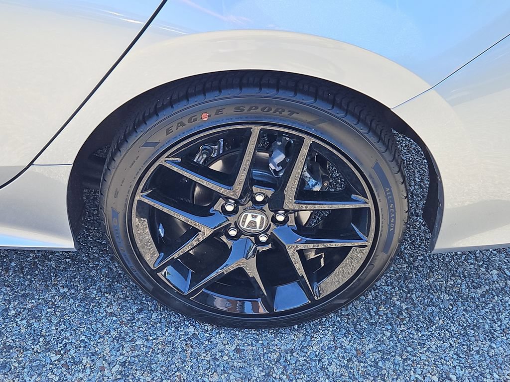 Certified 2025 Honda Civic Sport image 8