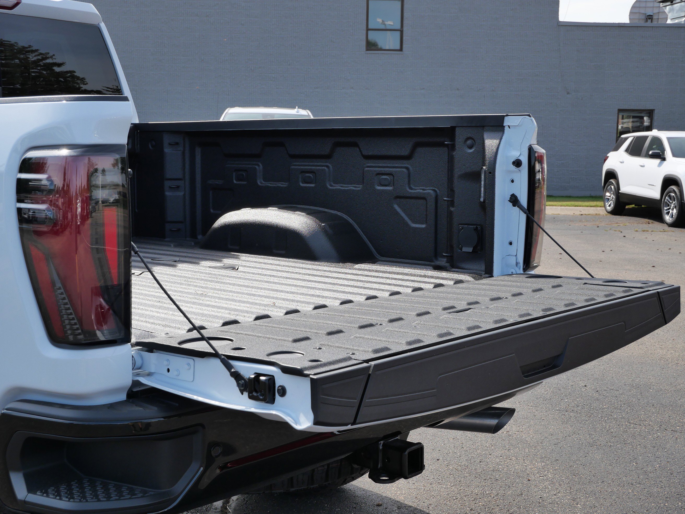 New 2026 GMC Sierra 2500 AT4X image 5
