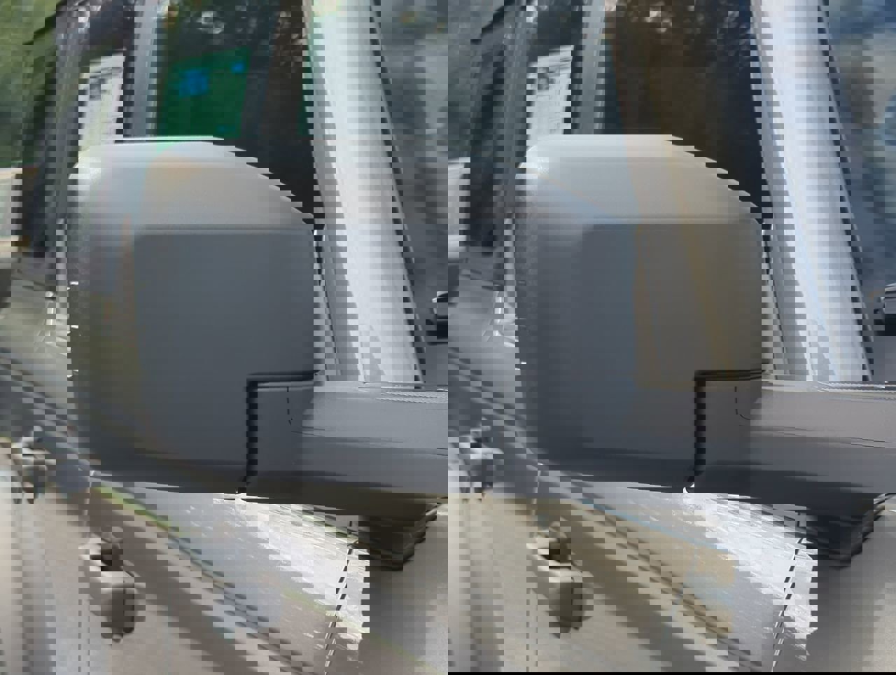 New 2025 Ford Bronco 4-Door image 10