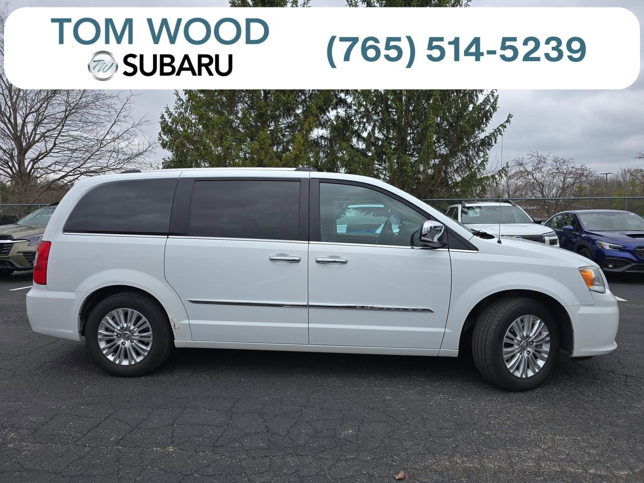 Used 2014 Chrysler Town & Country Limited w/ Luxury Group