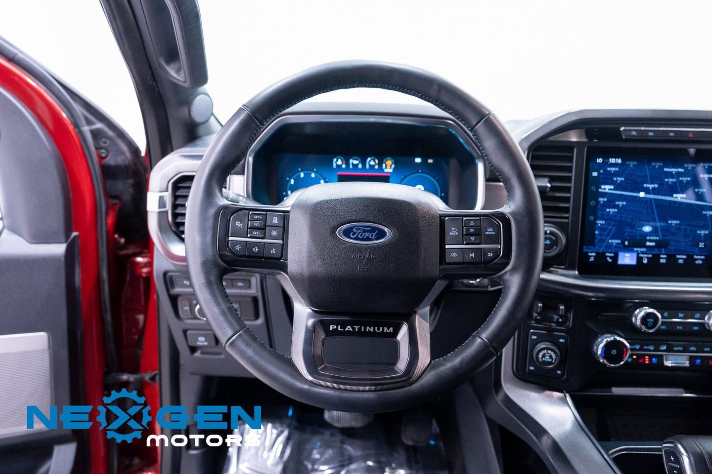 Used 2024 Ford F150 Platinum image 19