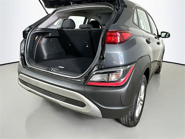 Used 2022 Hyundai Kona SE image 23