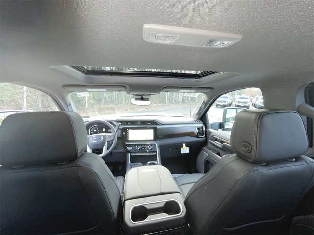 New 2026 GMC Sierra 3500 Denali w/ Technology Package image 21