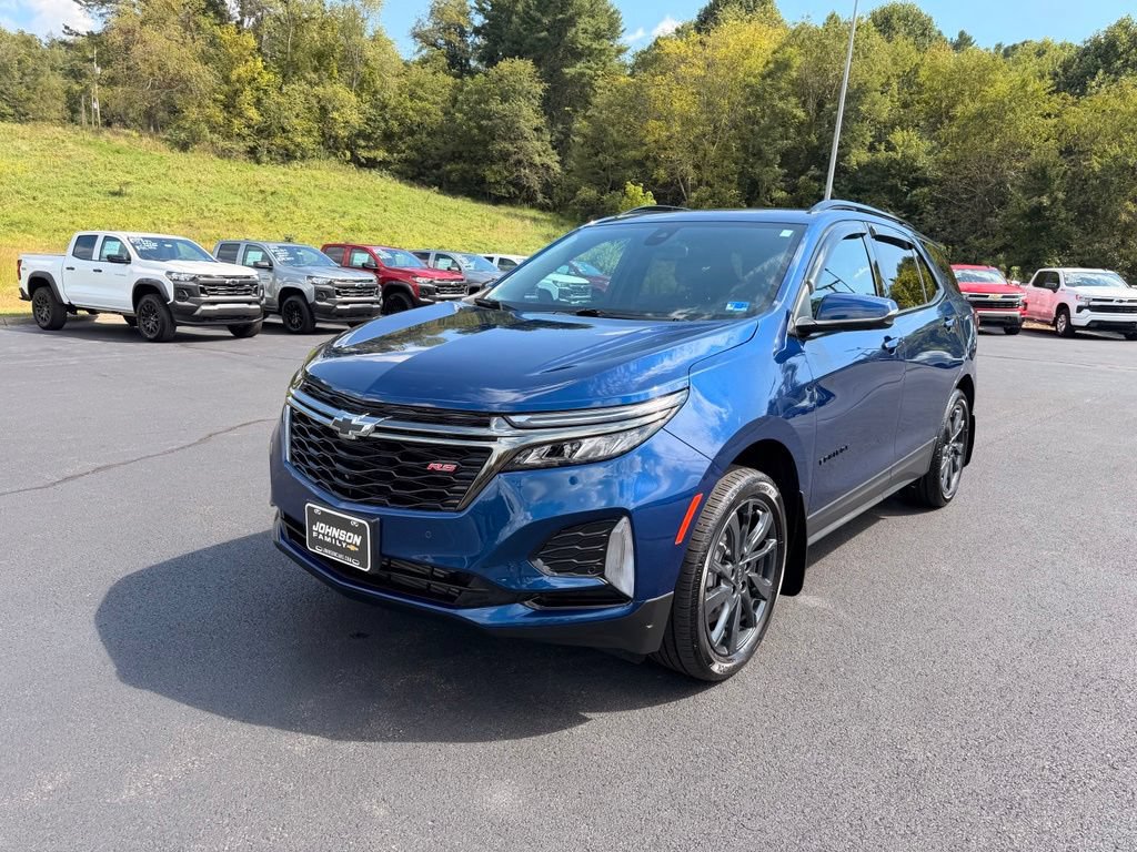 Used 2022 Chevrolet Equinox RS w/ Infotainment Package AWD/4WD image 4