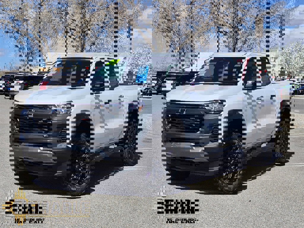 Certified 2024 Chevrolet Colorado Trail Boss w/ Advanced Trailering Package image 1