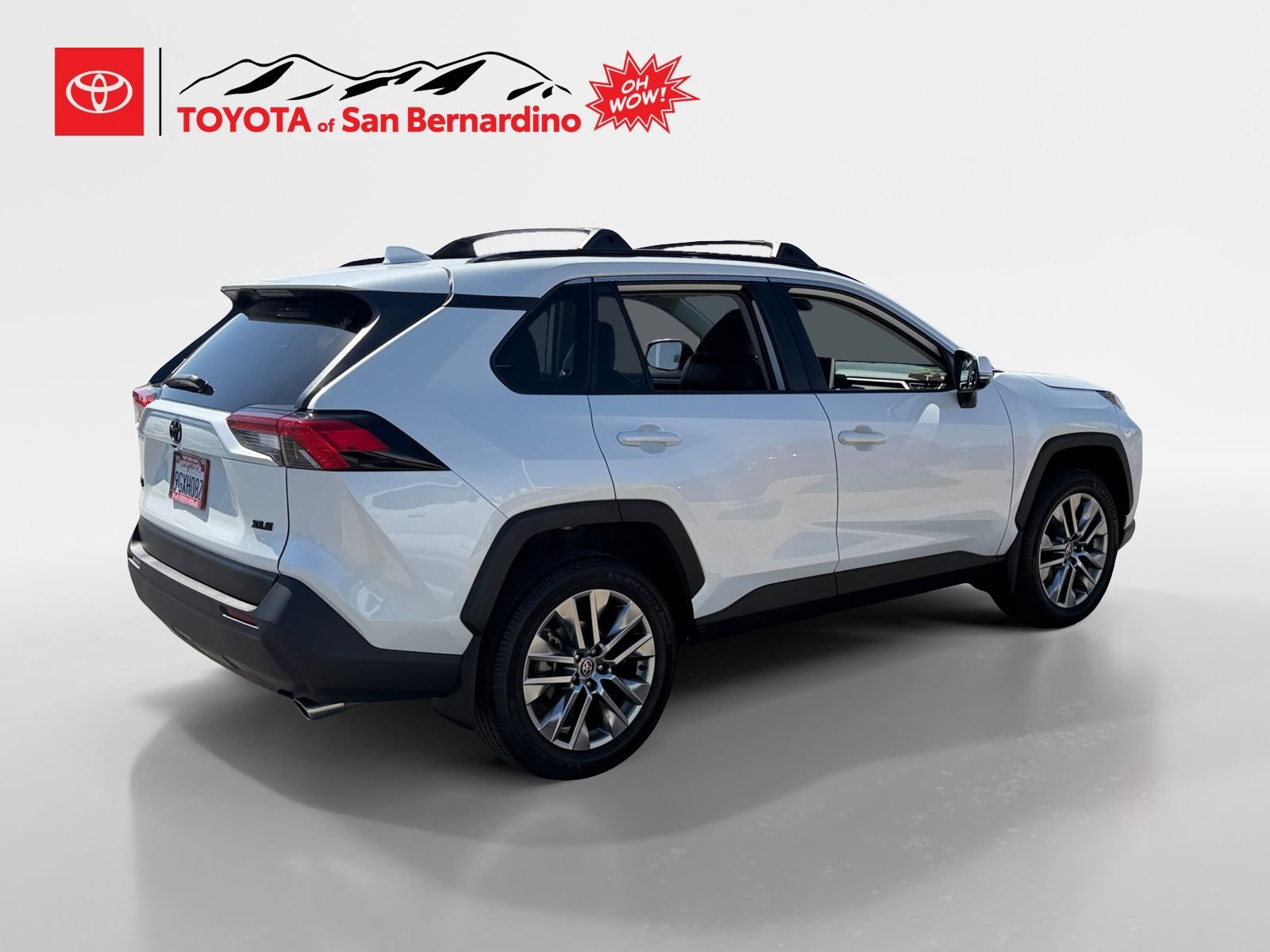 Certified 2023 Toyota RAV4 XLE Premium FWD image 5