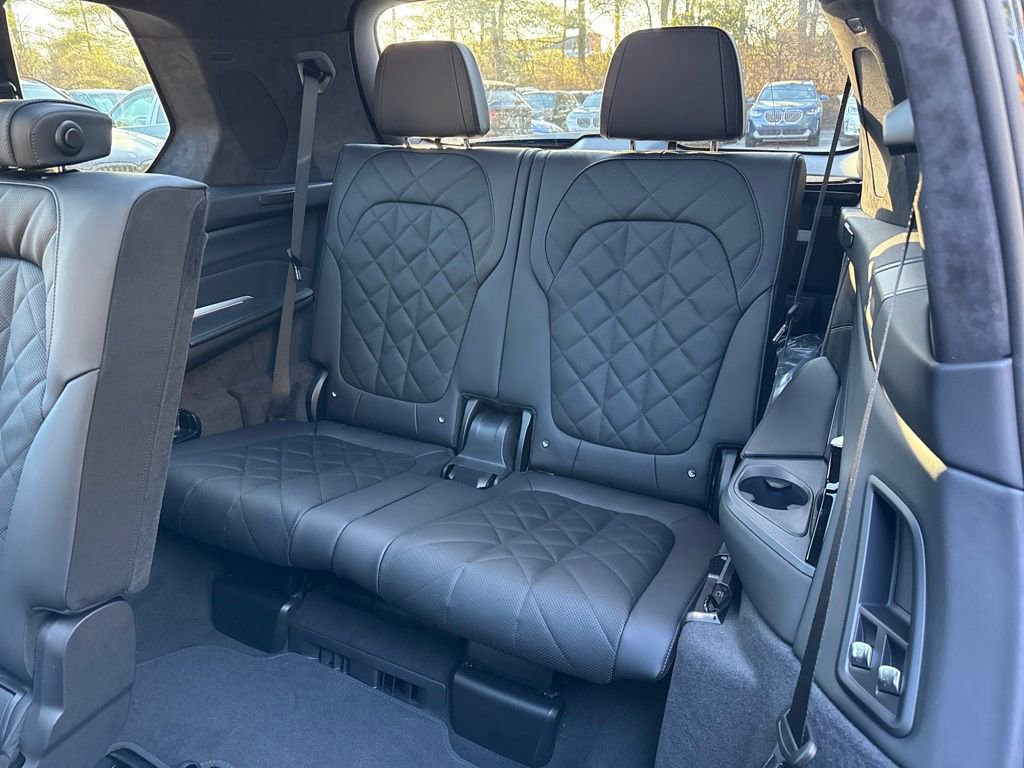 New 2026 BMW X7 xDrive40i w/ M Sport Package image 23