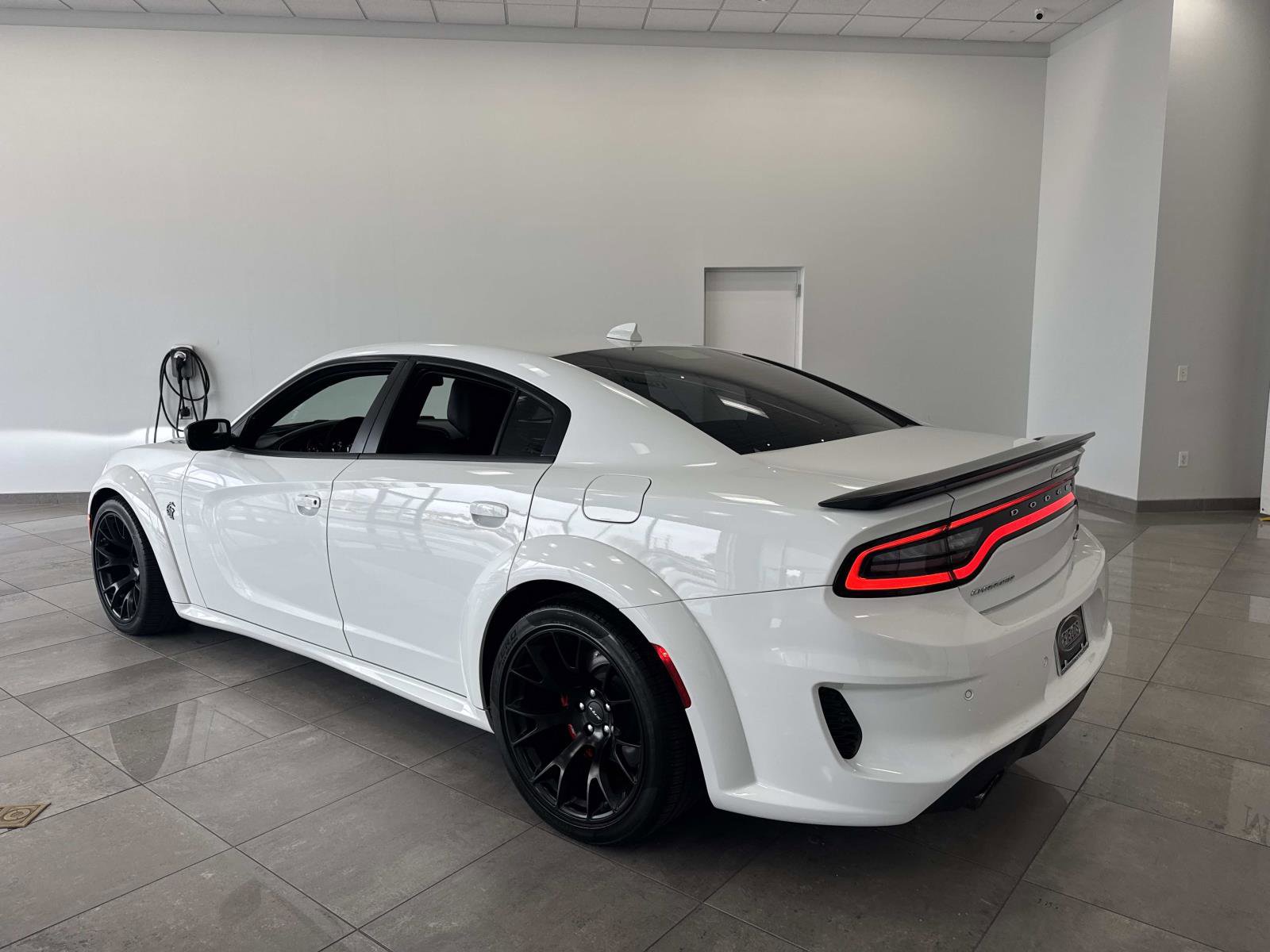 Used 2023 Dodge Charger SRT Hellcat w/ Harman/Kardon Audio Group RWD image 7