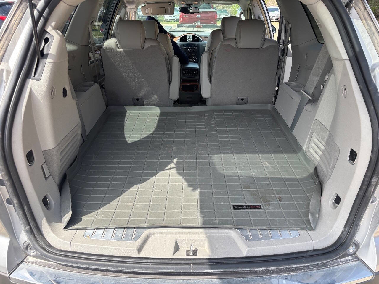 Used 2008 Buick Enclave CXL w/ Entertainment Package #1 AWD/4WD image 18