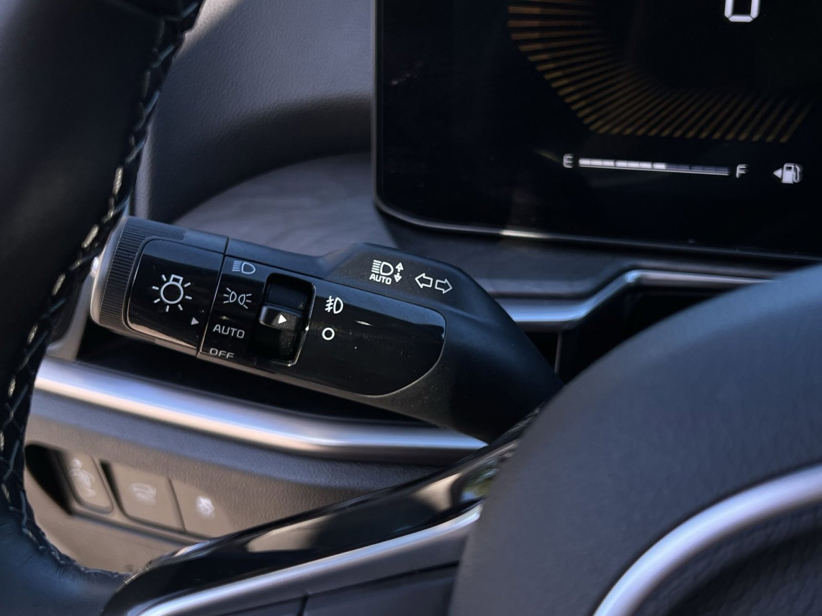 Used 2025 Kia Sorento X-Line EX AWD/4WD image 25