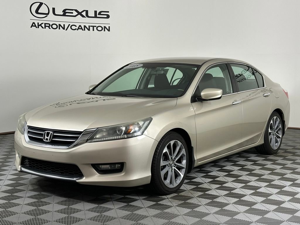 Used 2015 Honda Accord Sport image 9