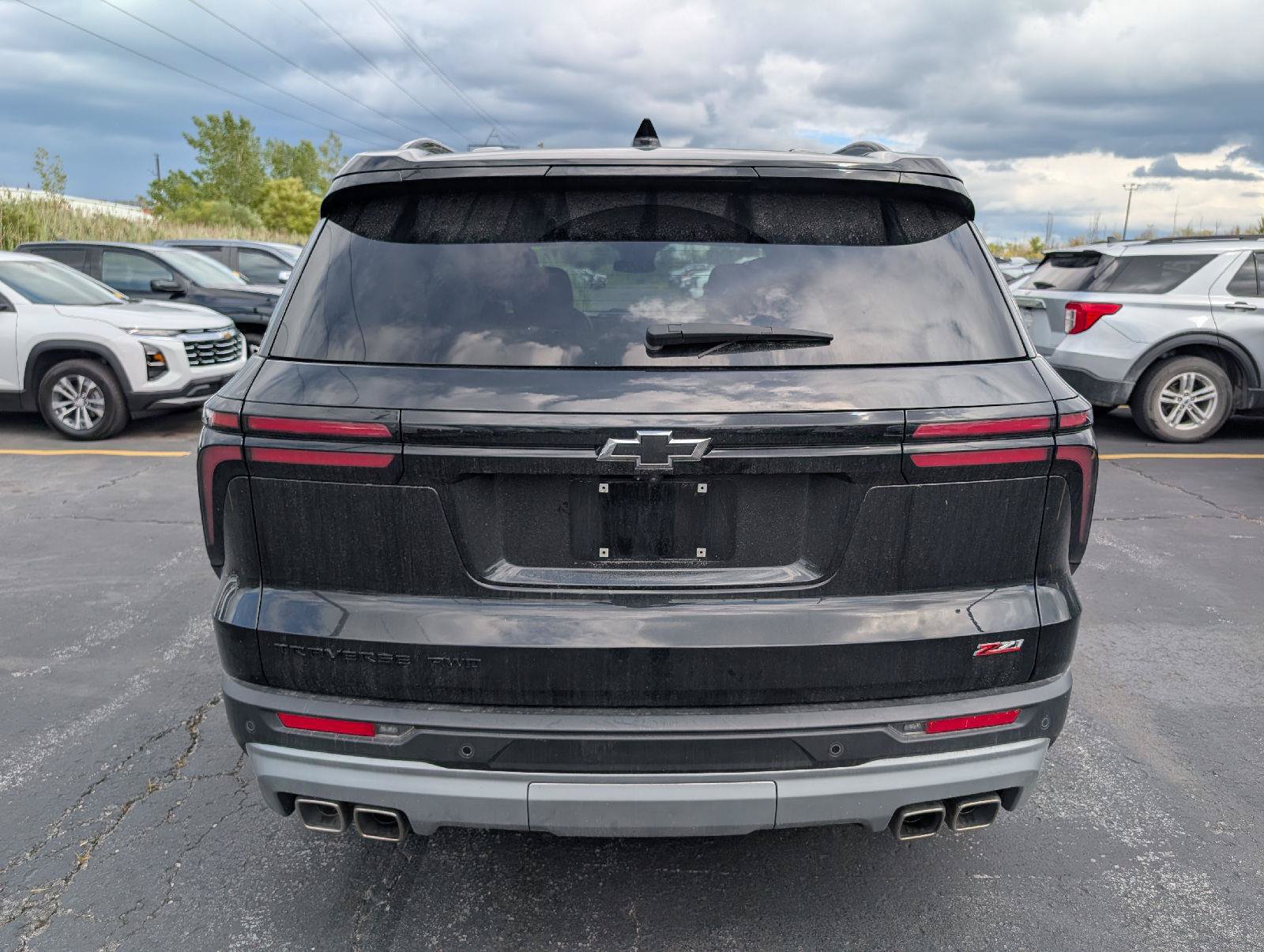 Used 2024 Chevrolet Traverse Z71 AWD/4WD image 7