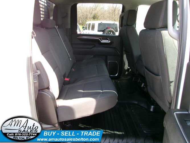 Used 2024 Chevrolet Silverado 2500 LT w/ Convenience Package image 20