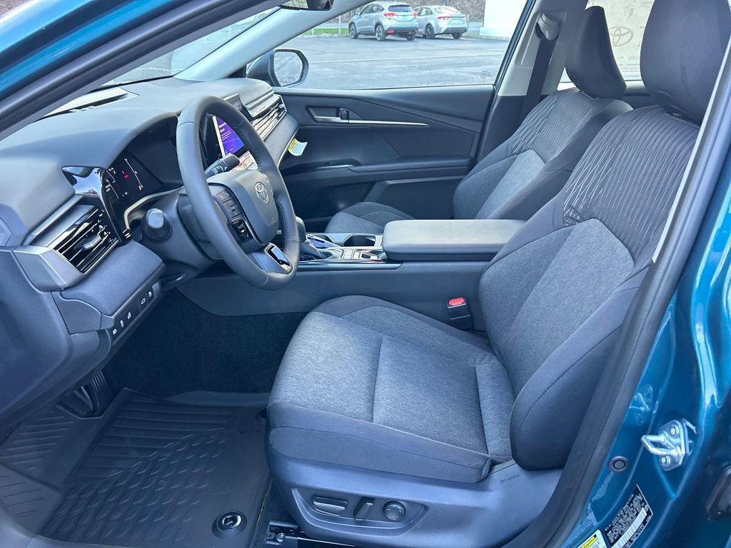 New 2026 Toyota Camry LE image 17