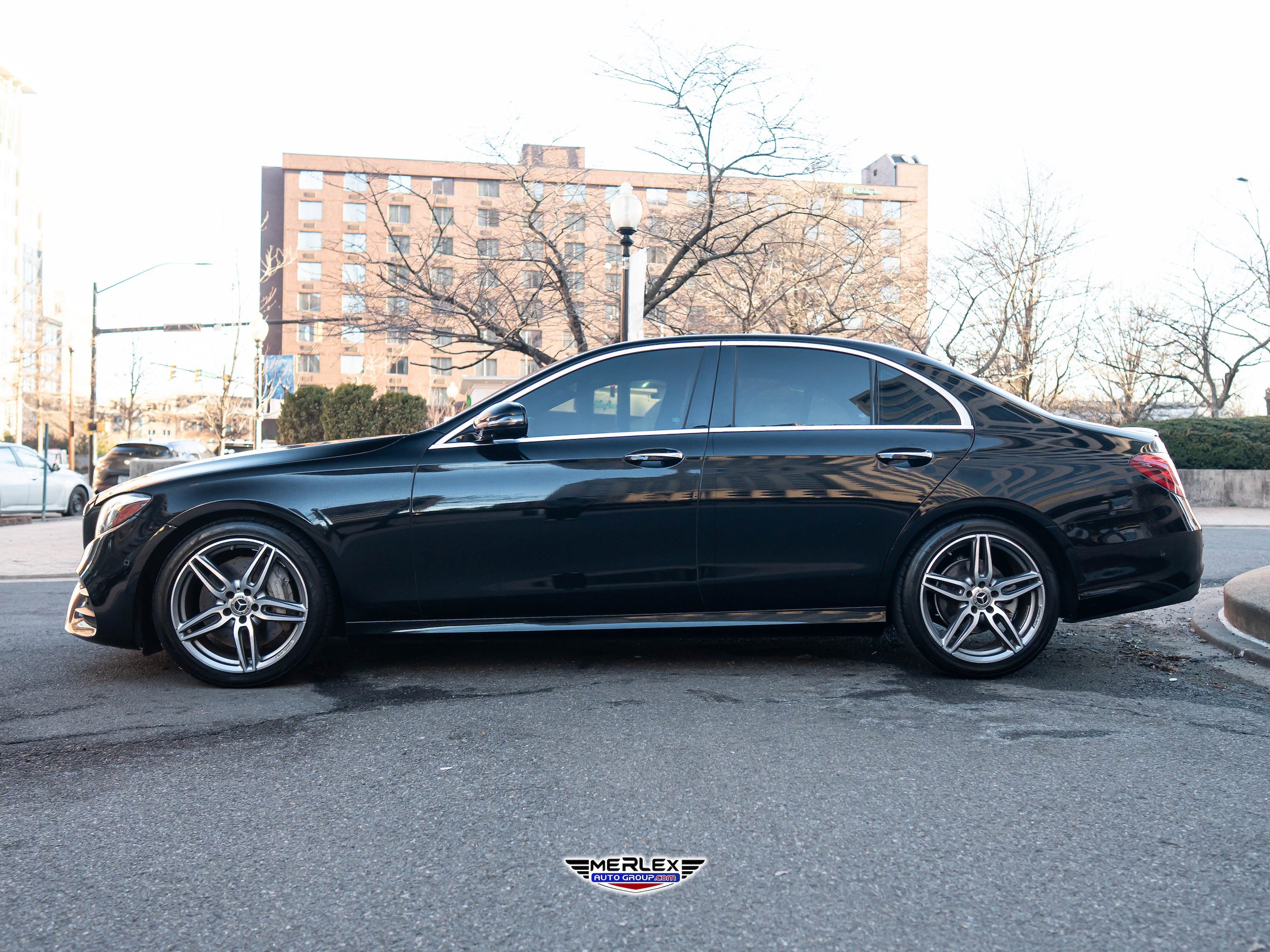 Used 2019 Mercedes-Benz E 300 w/ Premium 1 Package image 4