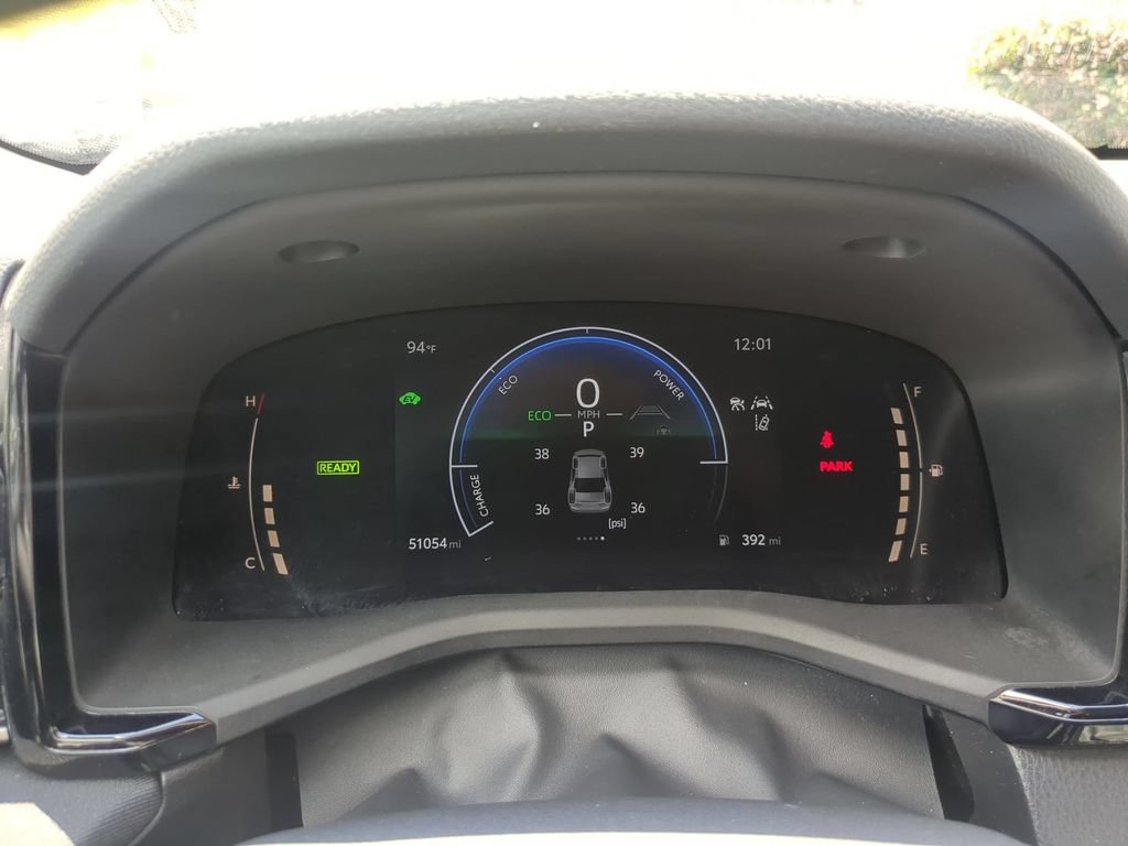 Used 2025 Toyota Camry LE FWD image 16
