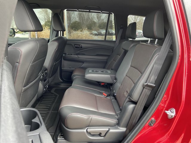 Used 2024 Honda Passport Black Edition image 15