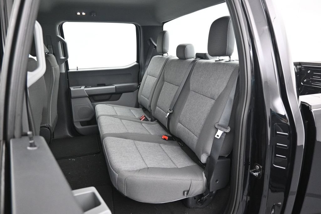 New 2026 Ford F250 XL w/ STX Appearance Package AWD/4WD image 20