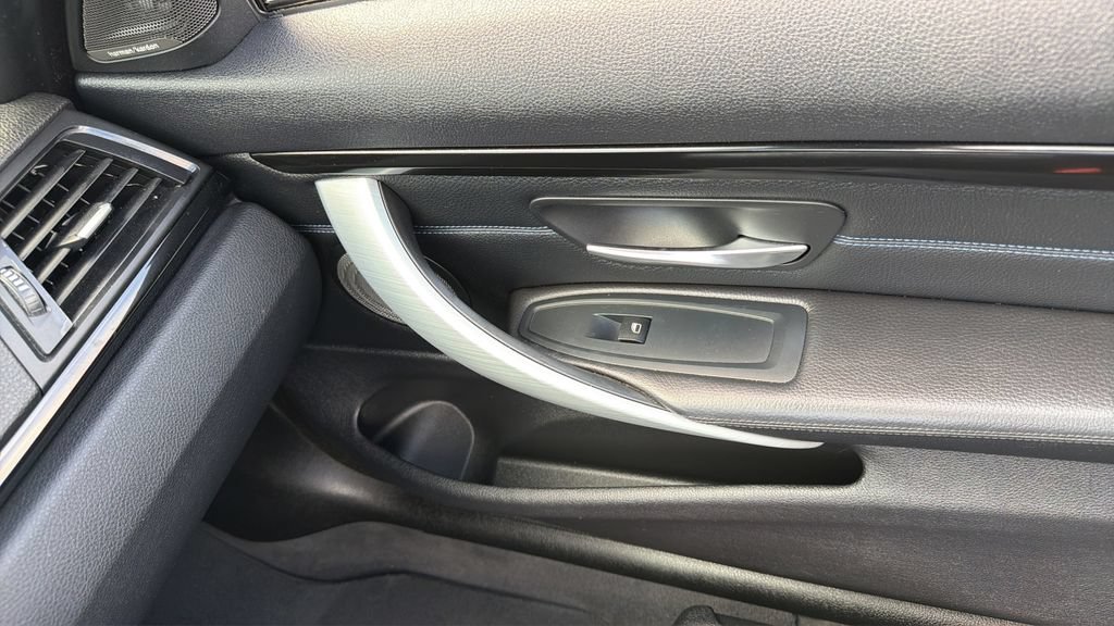Used 2015 BMW 435i Convertible RWD image 19