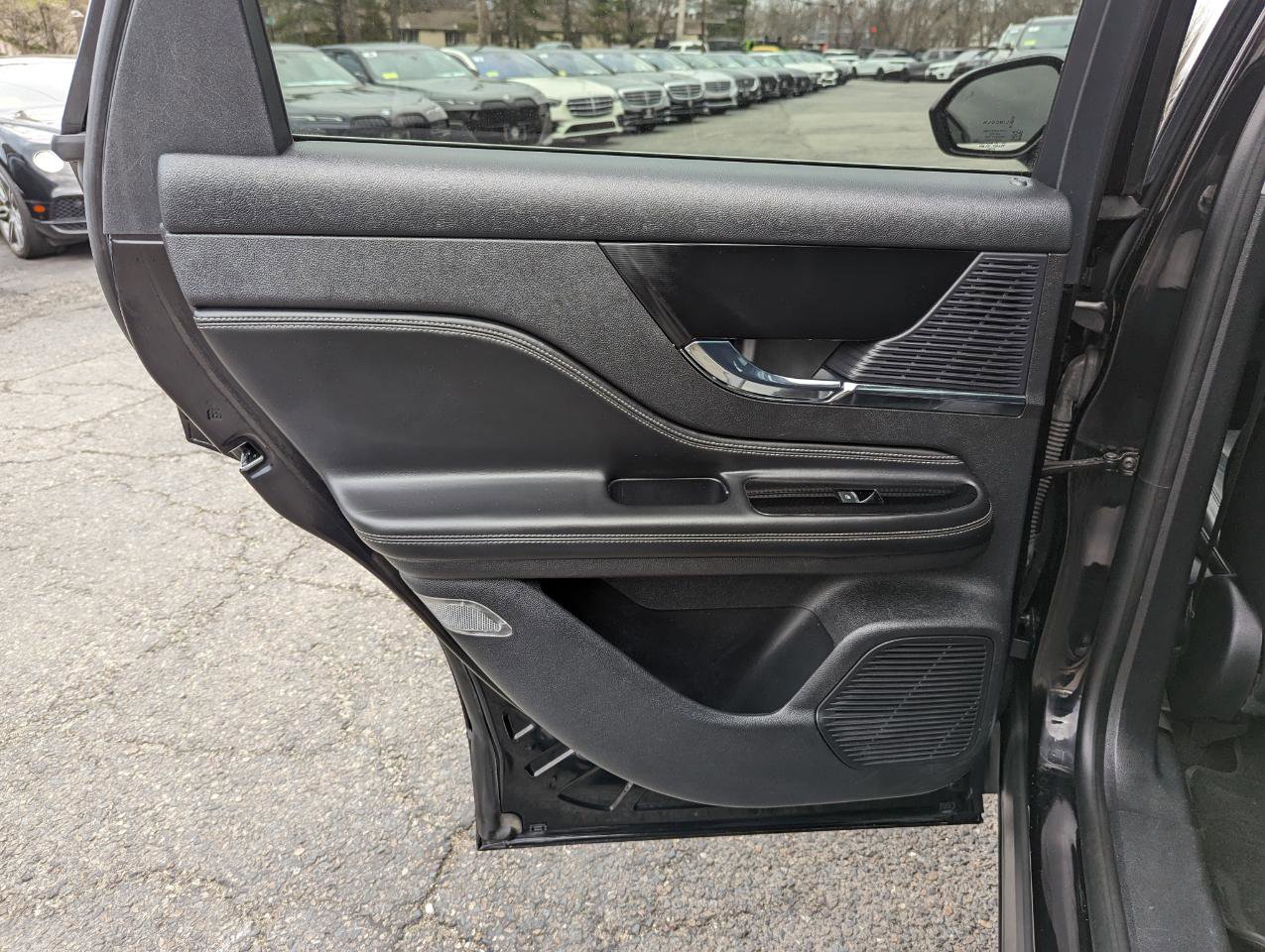 Used 2020 Lincoln Corsair AWD w/ Premium Package image 37