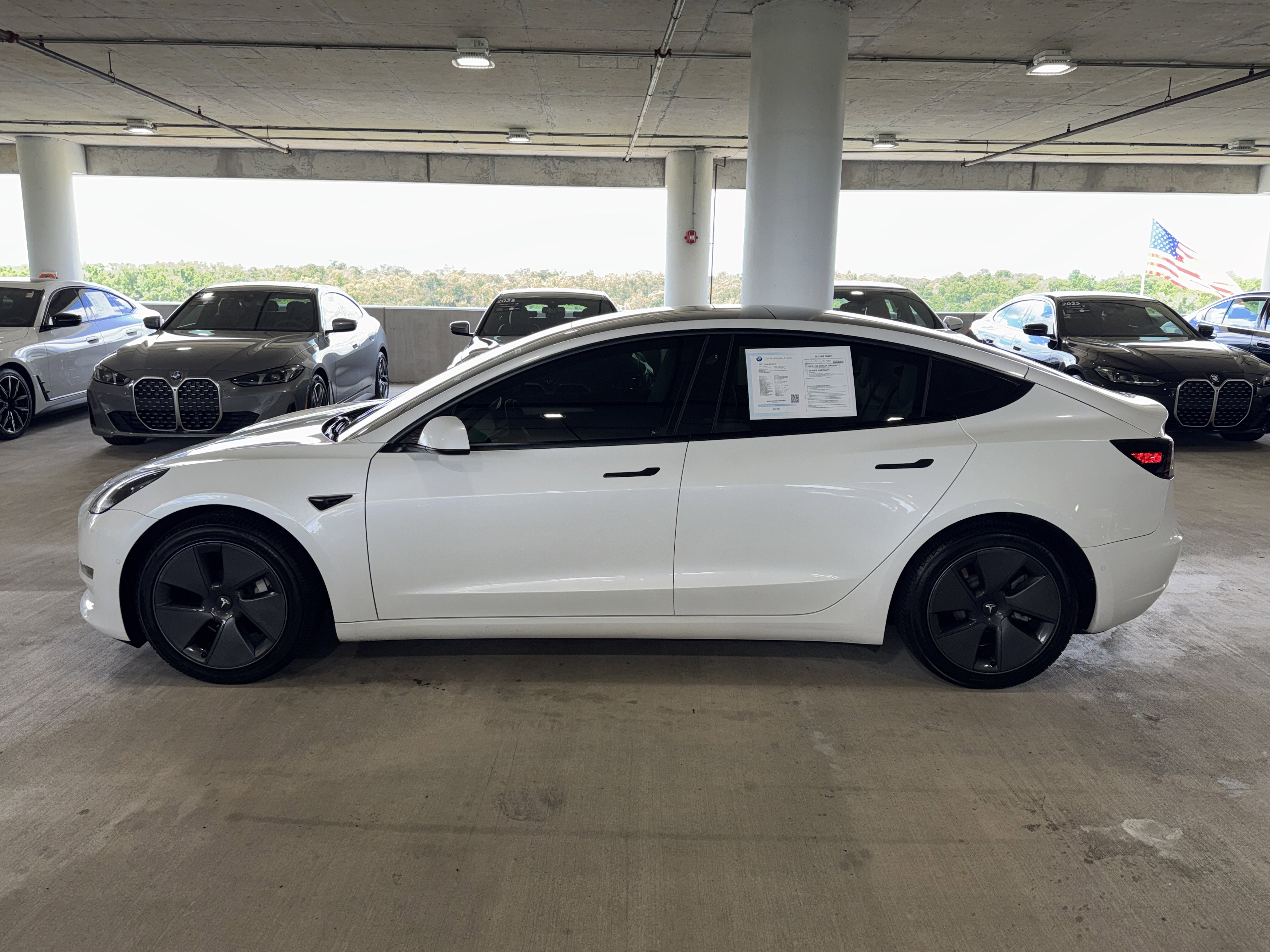 Used 2021 Tesla Model 3 Standard Range Plus RWD image 5