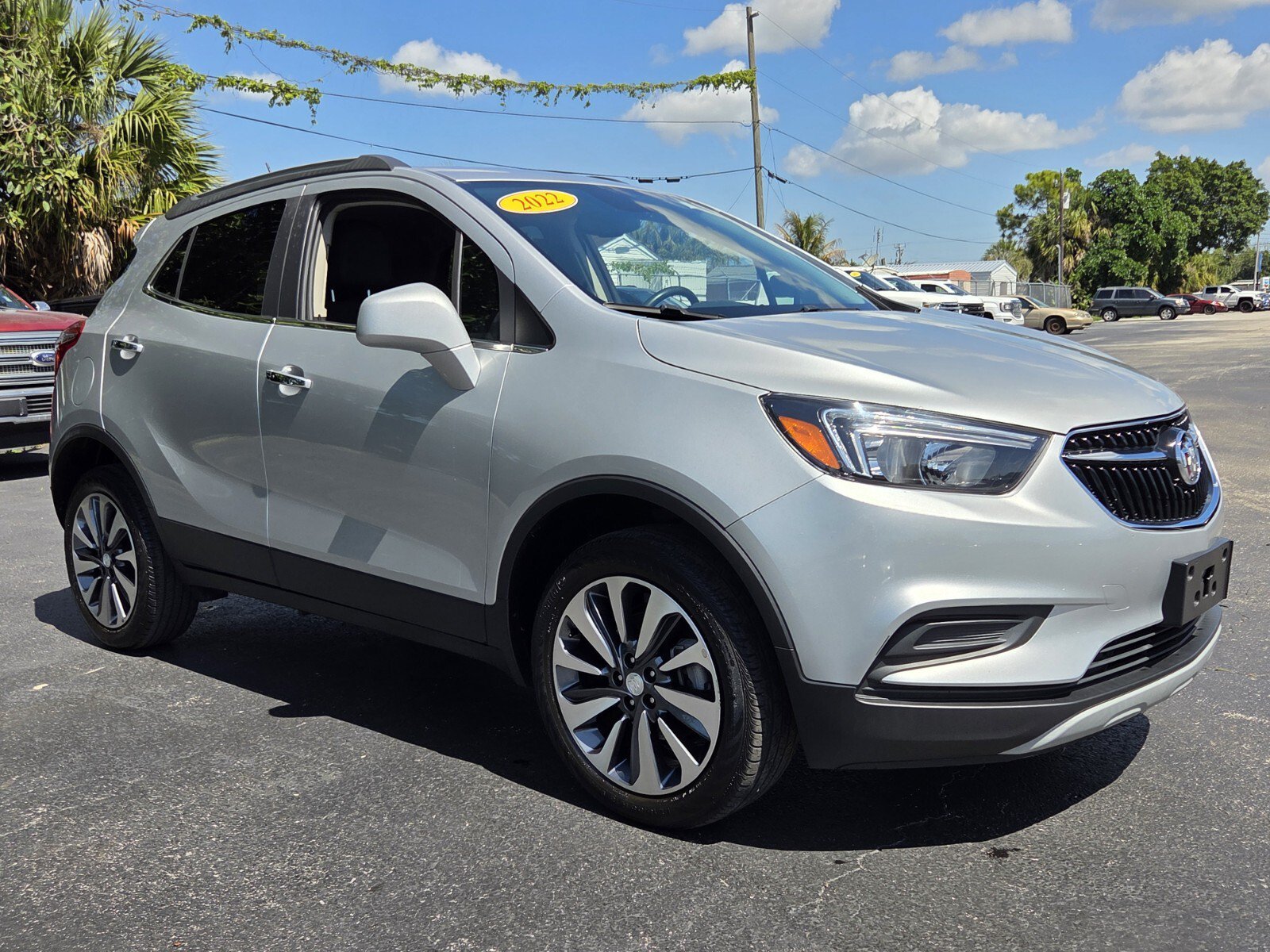 Used 2022 Buick Encore Preferred w/ Safety Package AWD/4WD image 7