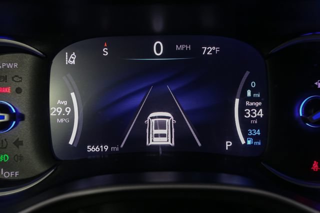 Used 2023 Chrysler Pacifica Touring-L FWD image 35