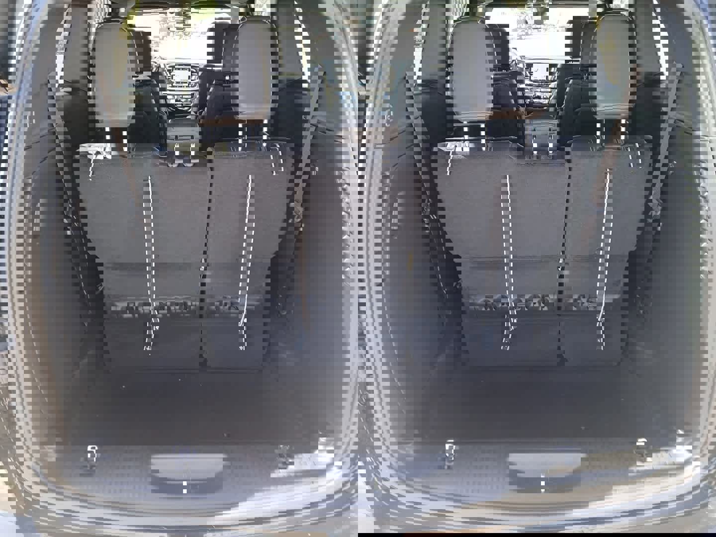 New 2026 Chrysler Pacifica Select w/ S Appearance Package image 7