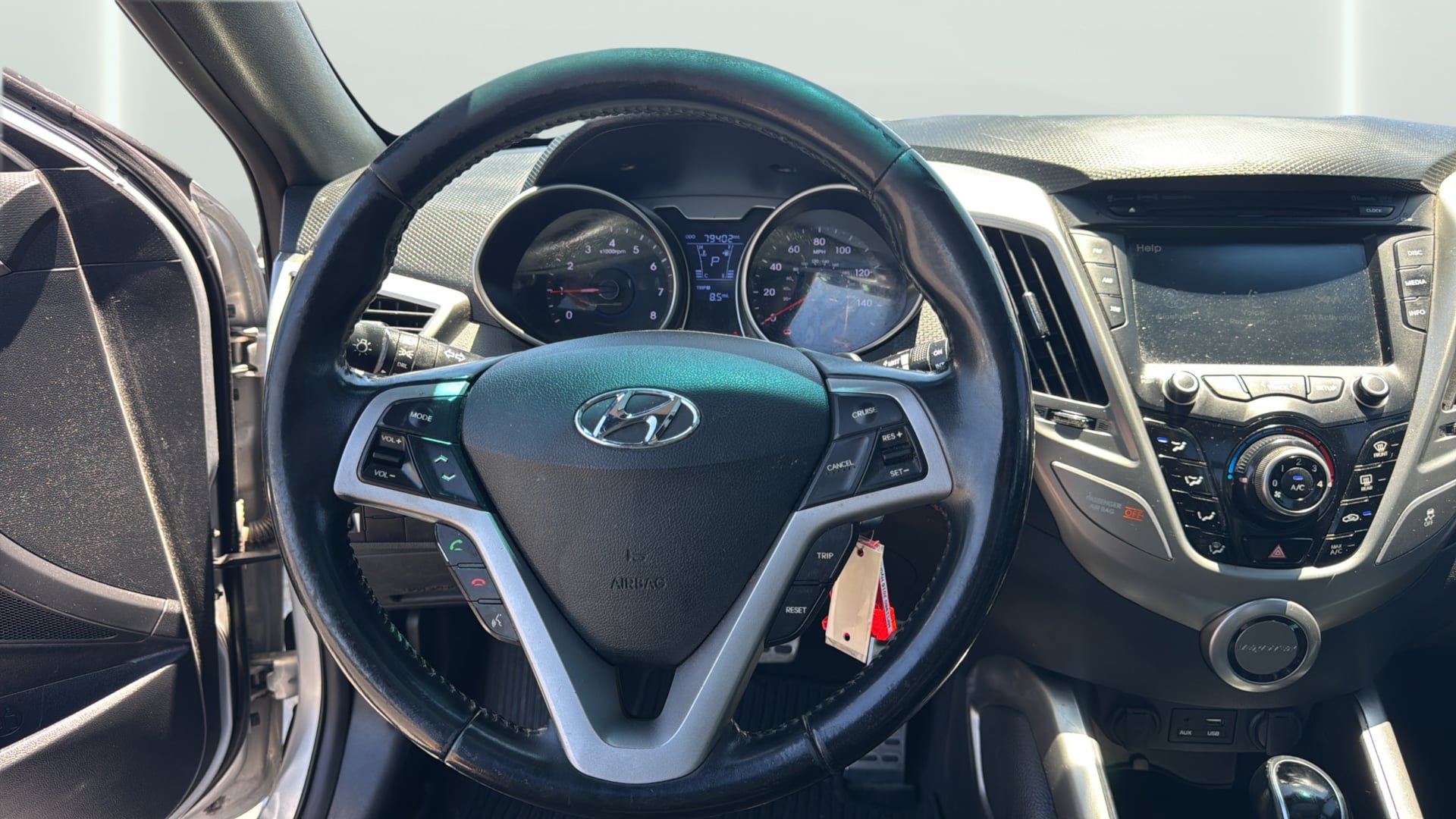 Used 2016 Hyundai Veloster w/ Option Group 02 FWD image 16