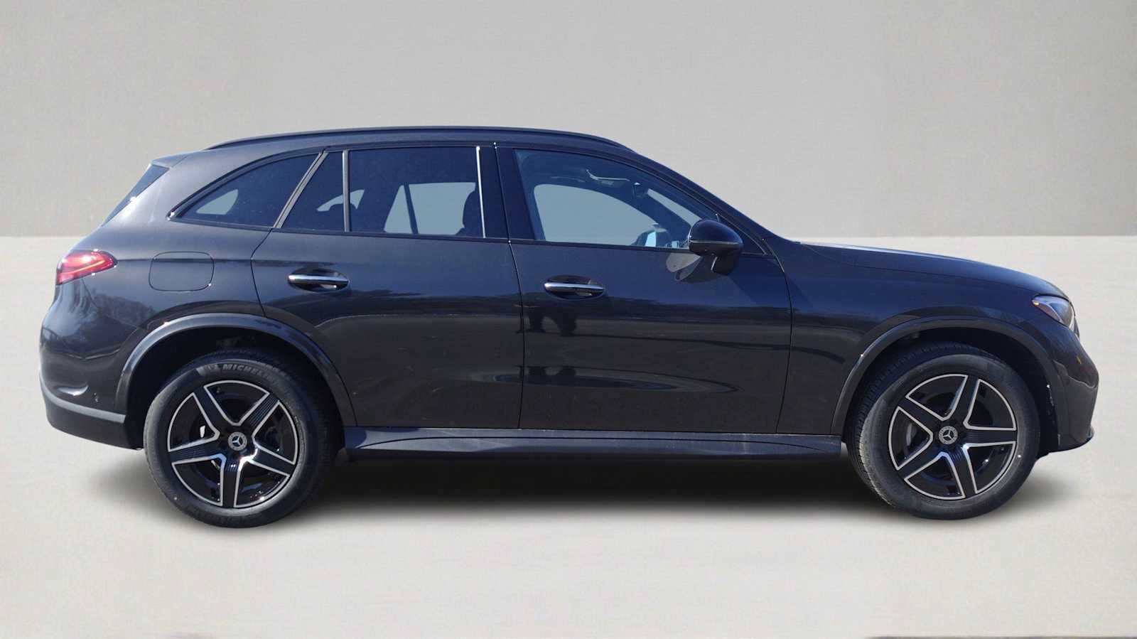 New 2026 Mercedes-Benz GLC 300 4MATIC image 4