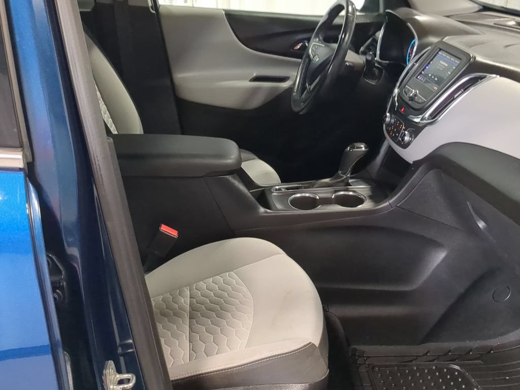Used 2020 Chevrolet Equinox LT w/ Driver Convenience Package FWD image 27