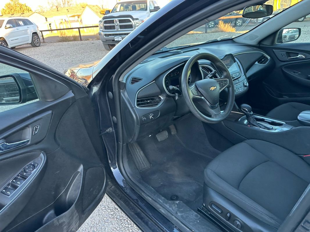 Used 2023 Chevrolet Malibu LT image 35