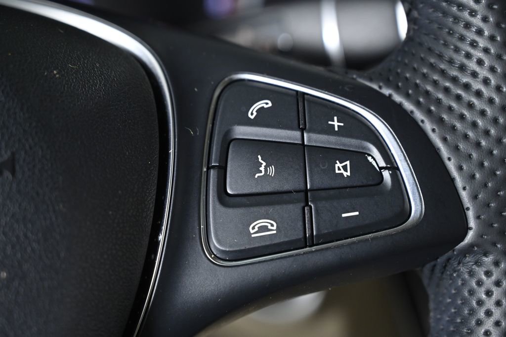 Used 2019 Mercedes-Benz GLC 300 GLC 300 image 12