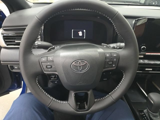 New 2026 Toyota Camry SE FWD image 29