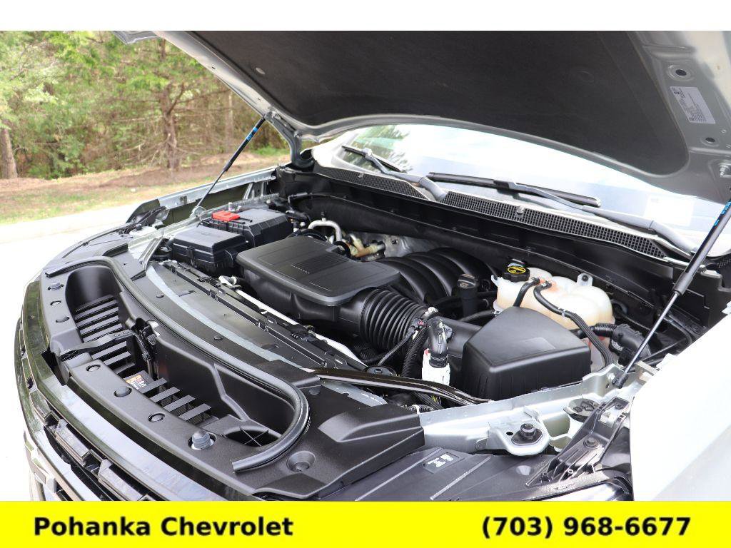 Certified 2024 Chevrolet Suburban Z71 w/ Luxury Package image 30