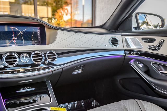 Used 2018 Mercedes-Benz S 560 4MATIC Sedan image 39