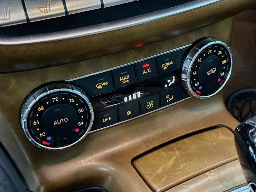 Used 2017 Mercedes-Benz G 550 image 16