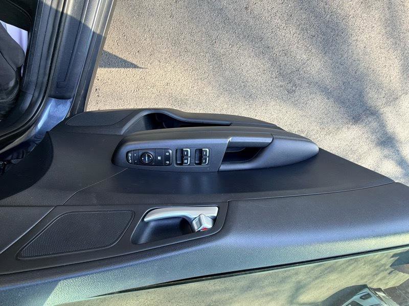 Used 2022 Kia Sportage LX w/ LX AWD Value Edition Package image 13