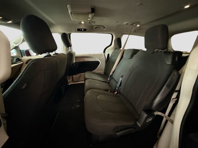 Used 2019 Chrysler Pacifica Touring Plus w/ Tire & Wheel Group image 23