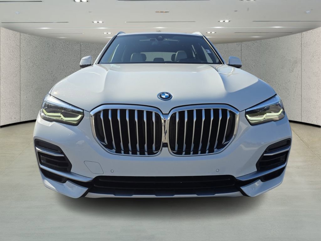 Used 2023 BMW X5 xDrive45e image 7