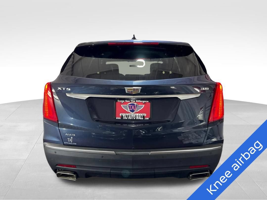 Used 2018 Cadillac XT5 AWD image 6